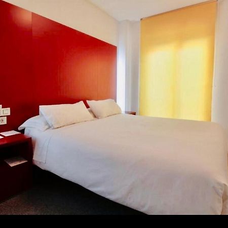Hostal Albany Leon Ngoại thất bức ảnh