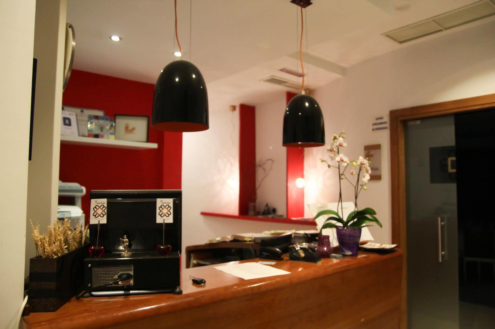 Hostal Albany Leon Ngoại thất bức ảnh