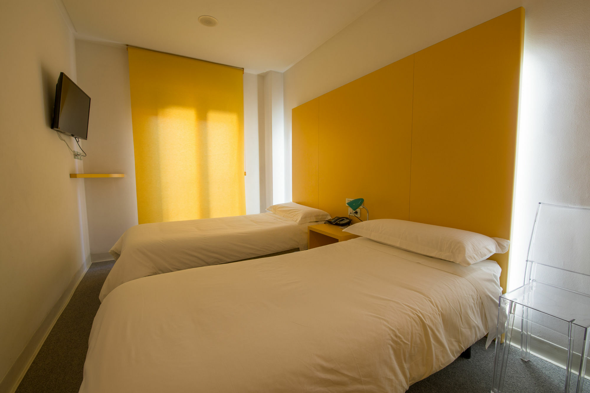 Hostal Albany Leon Ngoại thất bức ảnh